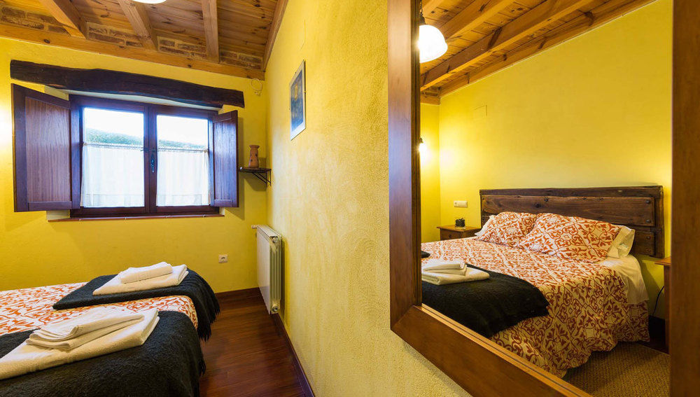 Hotel Rural Piedra Abierta San Martin de Perapertu Exterior foto